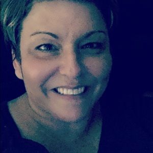 Meet your Posher, Julie